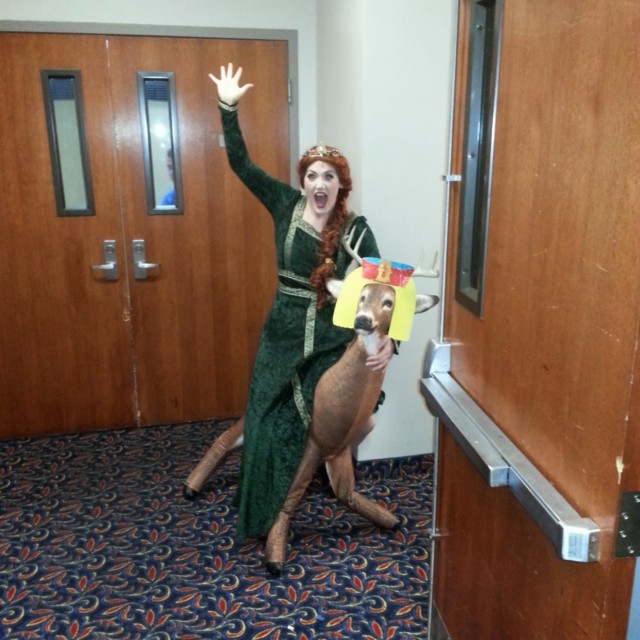 Shrek the Musical - Scera - Fiona and the deer