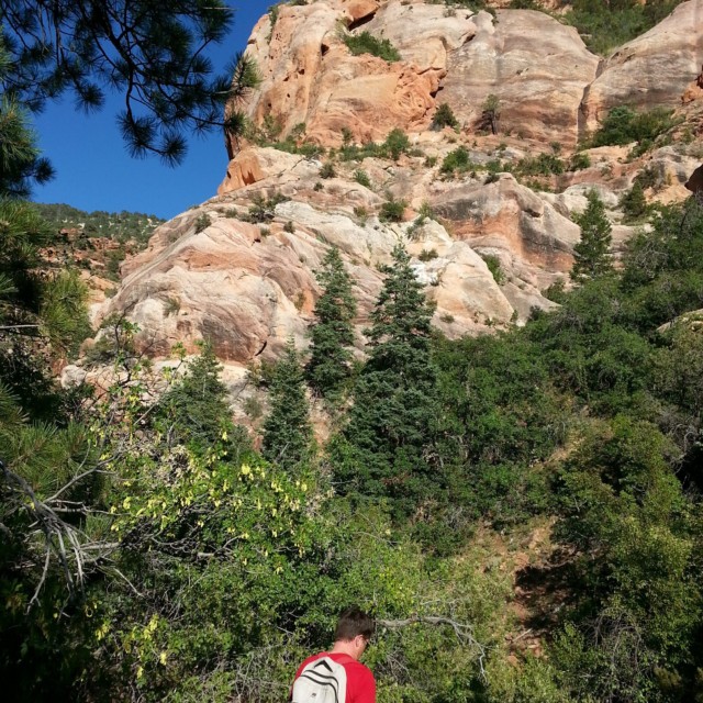 Kanarraville Falls Hike - entering the canyon