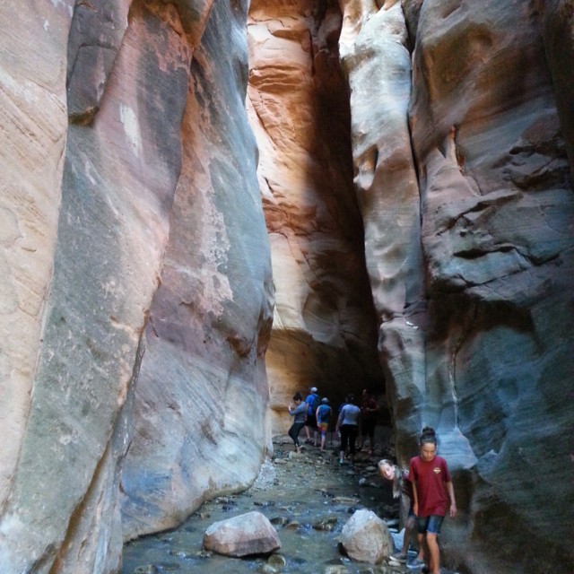 Kanarraville Falls Hike - hiking the slot