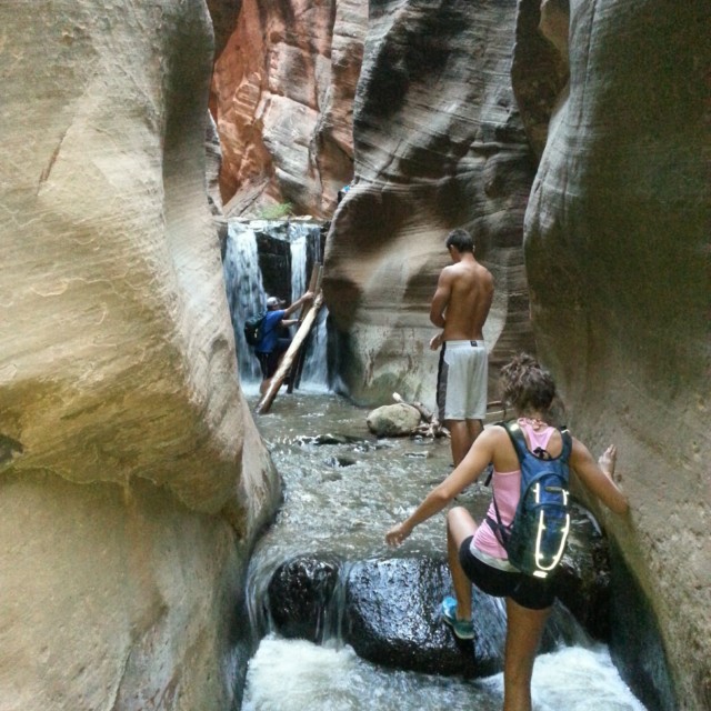Kanarraville Falls Hike - water walking